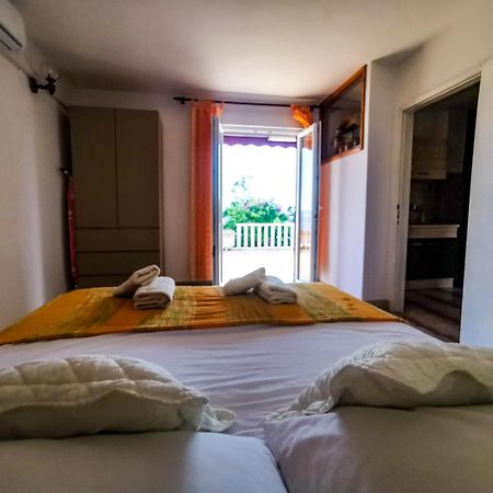 Apartman Damir Sumartin Esterno foto