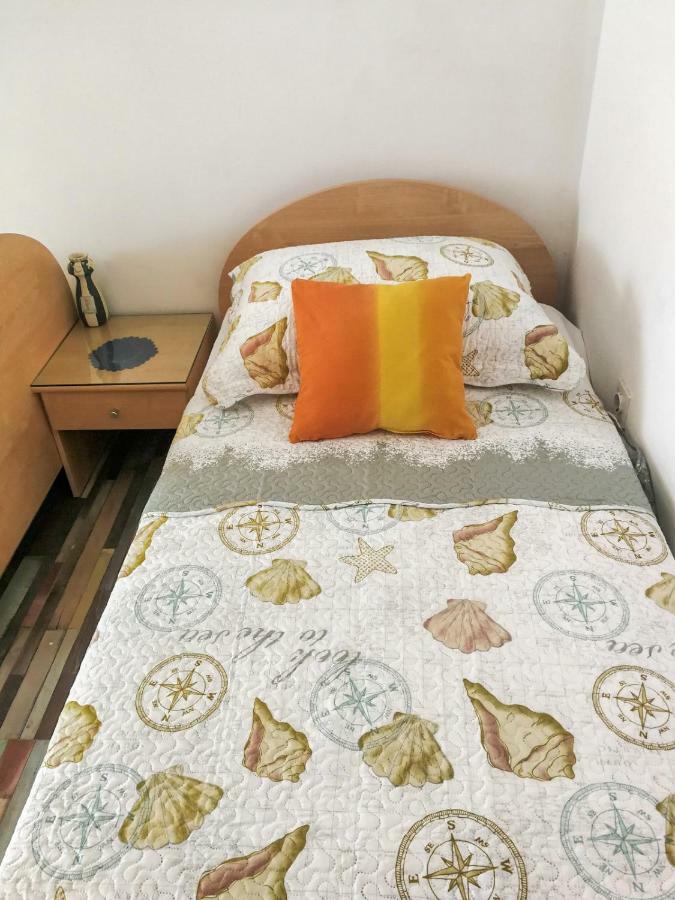 Apartman Damir Sumartin Esterno foto