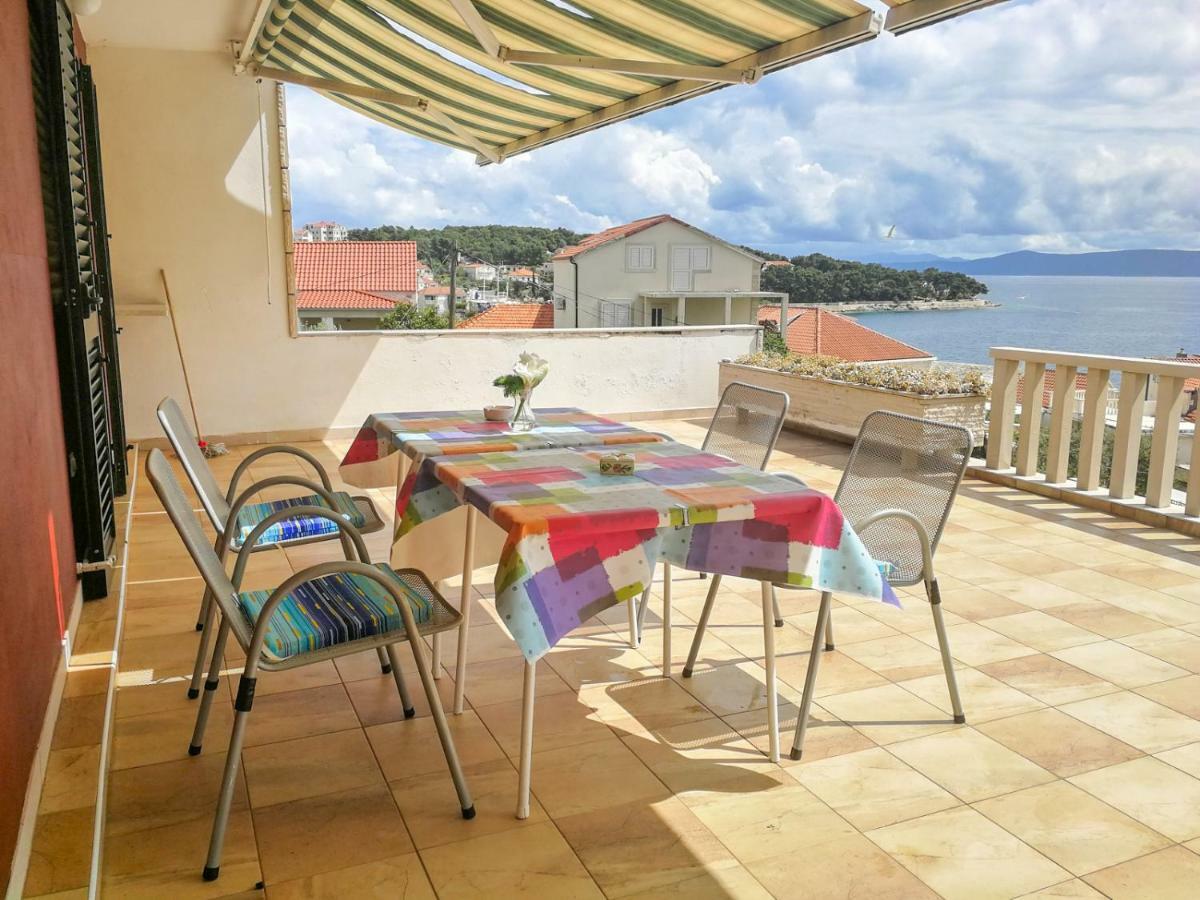 Apartman Damir Sumartin Esterno foto